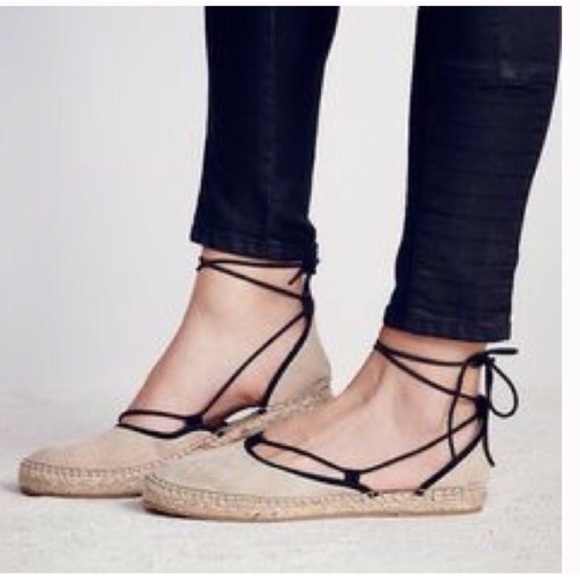 Free People Shoes - ✨Sweet Lace-Up Espadrille Flats✨